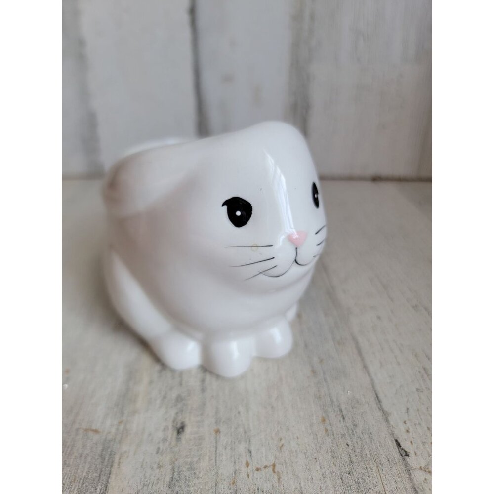 Punctuate bunny‎ planter pot Easter ceramic home decor figure
